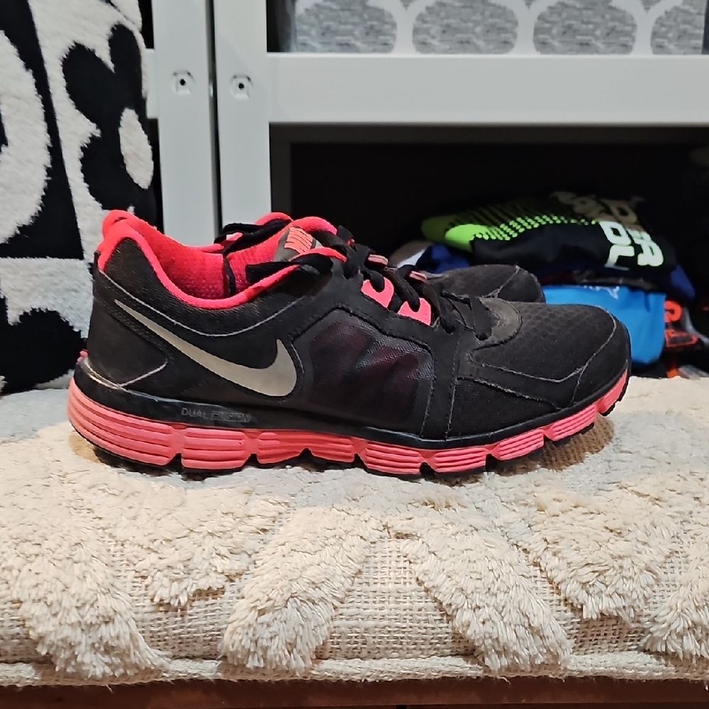 Nike Black and Pink Athletic Sneakers